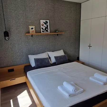 Mila's Cozy 1 Bedroom Апартамент